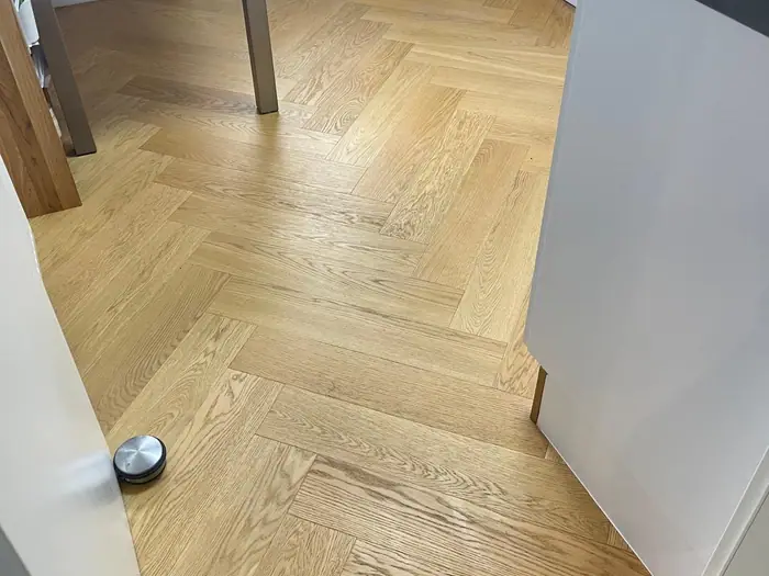 Holzboden aus der Dokumentation zur professionellen Reinigung
